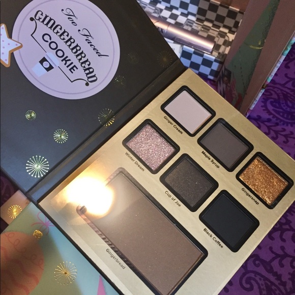 Too face Grande Hotel Cafe 2016 Holiday Release - Picture 7 of 8